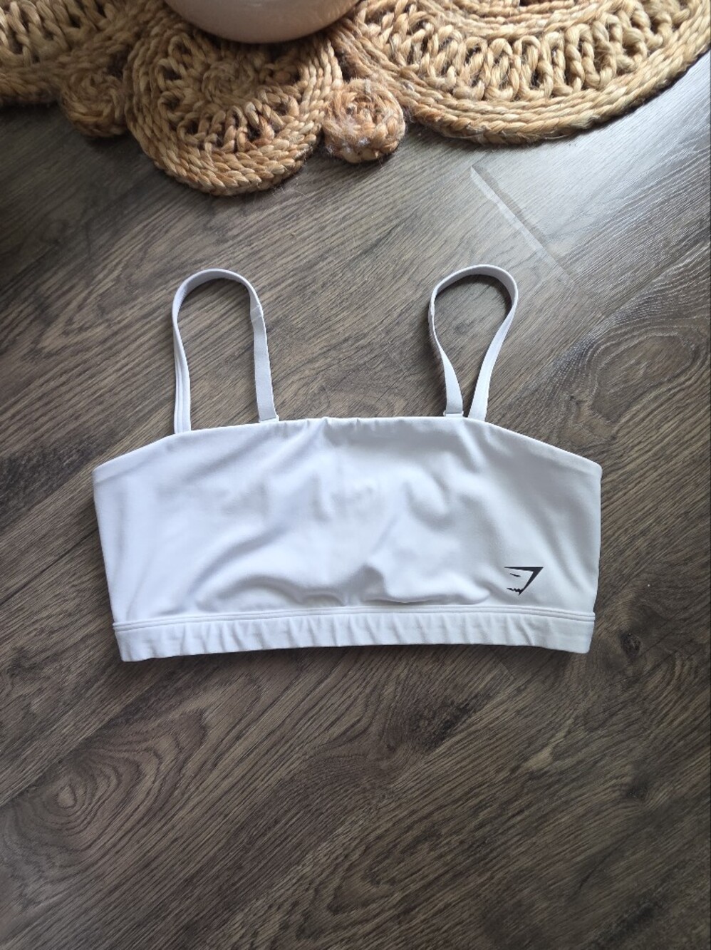 Gymshark- Adjustable Strap Sports Bra- White